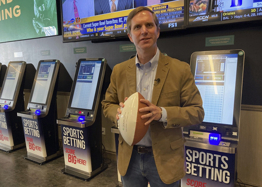 Legal sports betting opens to fanfare in Kentucky; governor makes the first wager