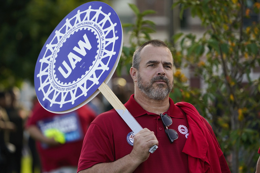 With strike looming, General Motors makes wage offer, which auto union leader calls 'insulting'