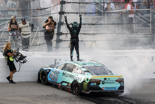 Reddick rides a fast car and good fortune into the second round of the NASCAR Cup Series playoffs