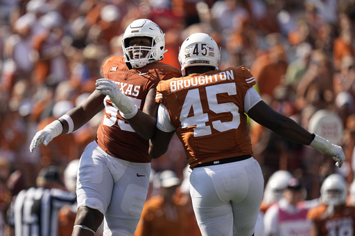 Texas defense emerging as a dominant group for No. 4 Longhorns after 2 games
