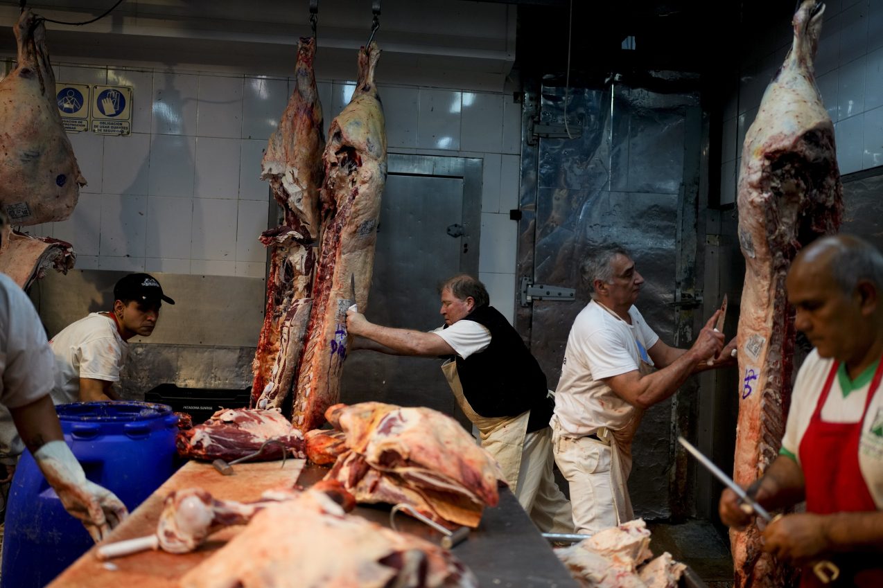 Argentine inflation keeps soaring, putting the government on the defensive as elections near