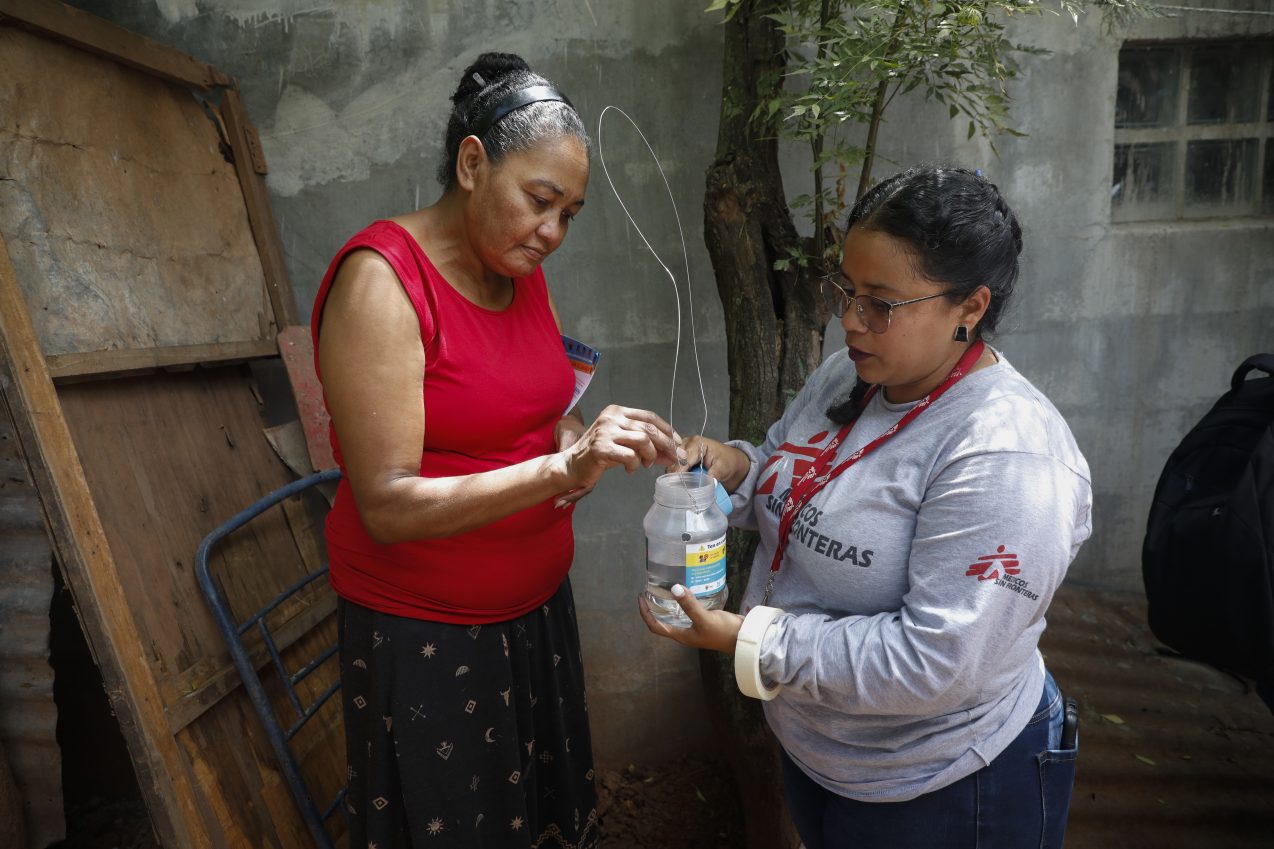 Honduras Mosquitoes Fighting Dengue