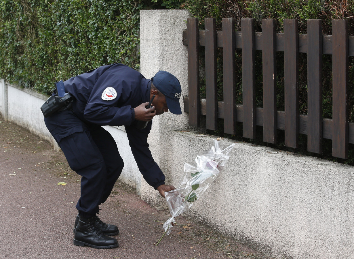 France Police Killed Trial