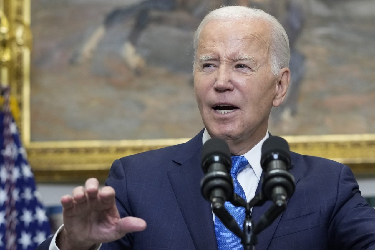 Biden sending aides to Detroit to address autoworkers strike, says 'record profits' should be shared