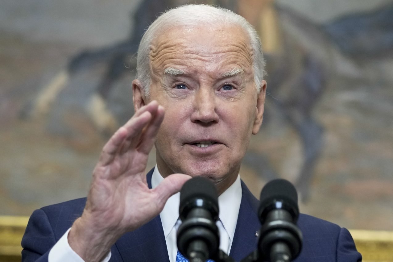 Biden sending aides to Detroit to address autoworkers strike, says 'record profits' should be shared