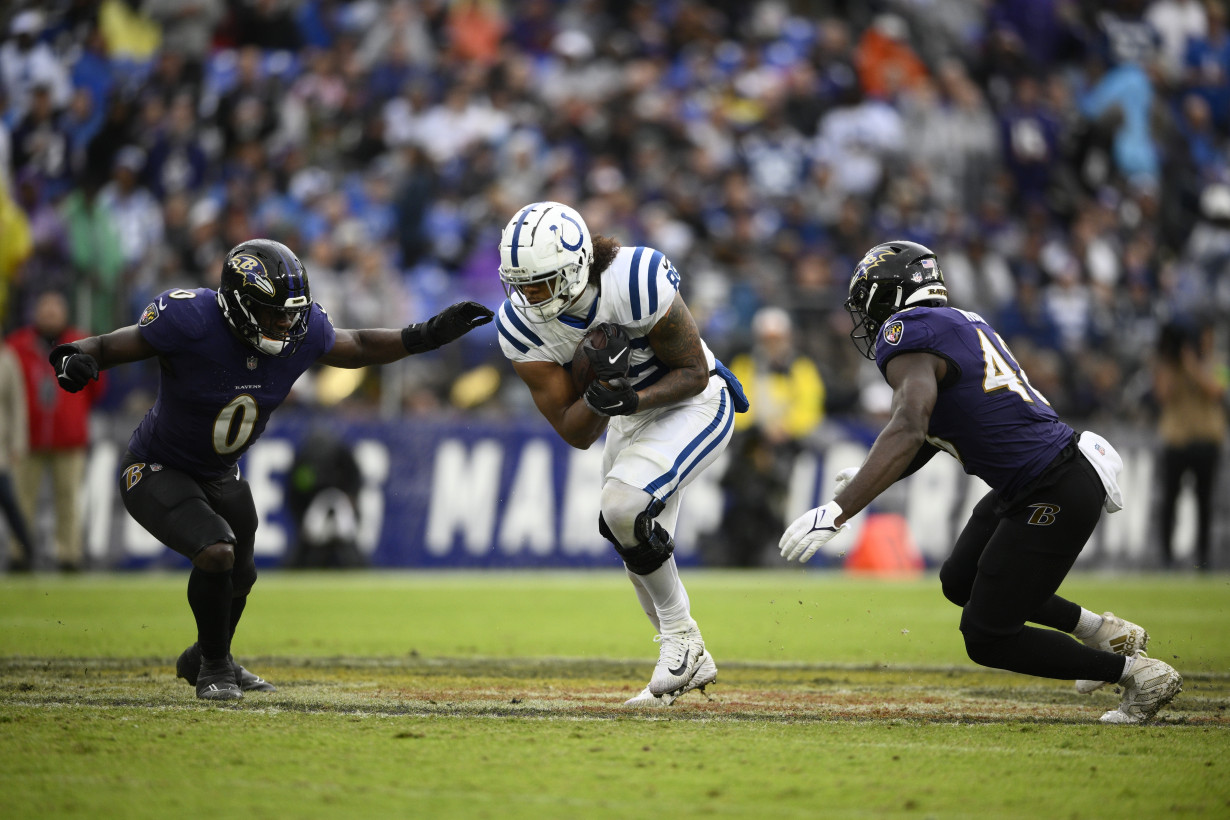 Colts Ravens Football