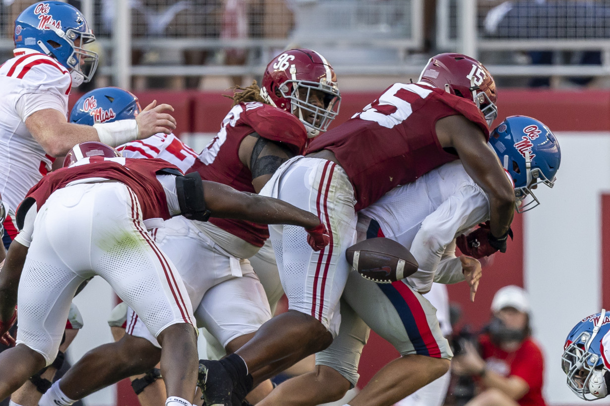 Jalen Milroe, No. 13 Alabama's defense key 24-10 win over No. 15 Ole Miss