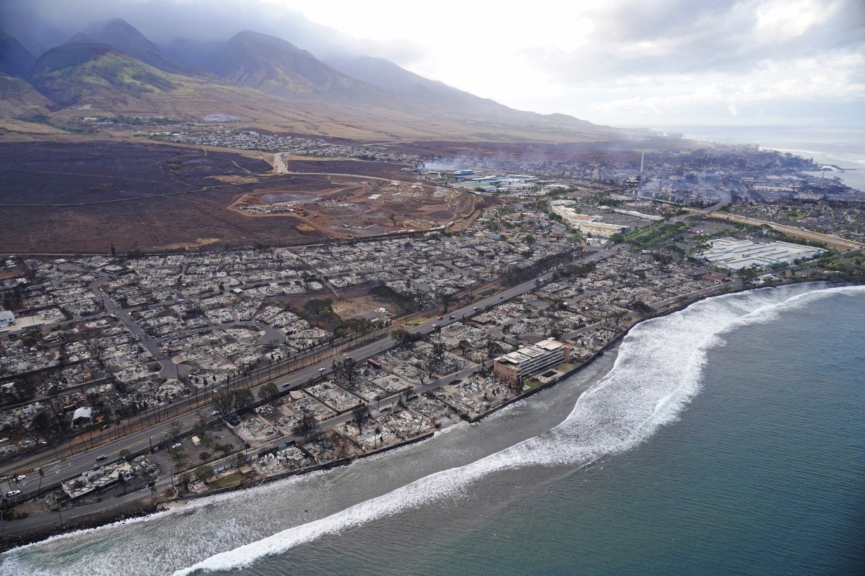 Hawaii economists say Lahaina locals could be priced out of rebuilt town without zoning changes