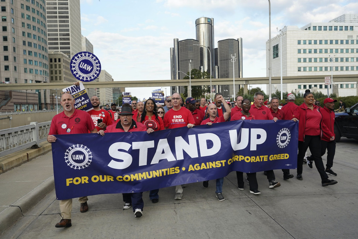 Union and execs need to shift gears fast once UAW strike is over – transition to EV manufacturing requires their teamwork