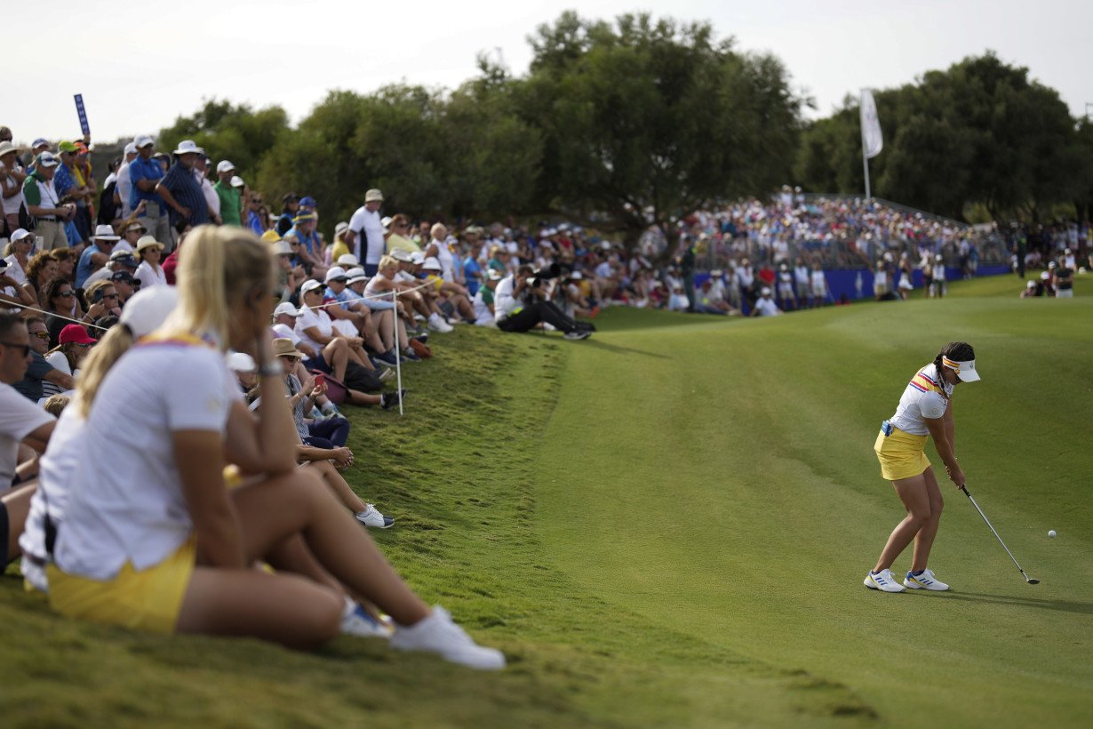 With hole-in-one, hole-out and chip-in, Europe rallies in Solheim Cup to cut US lead to 5-3