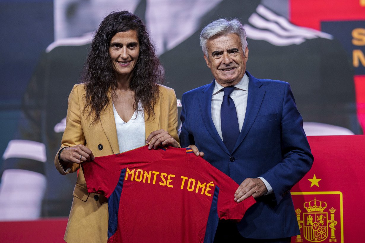 Alexia Putellas says Spain's women's team has reached 'before and after' point in fight for equality