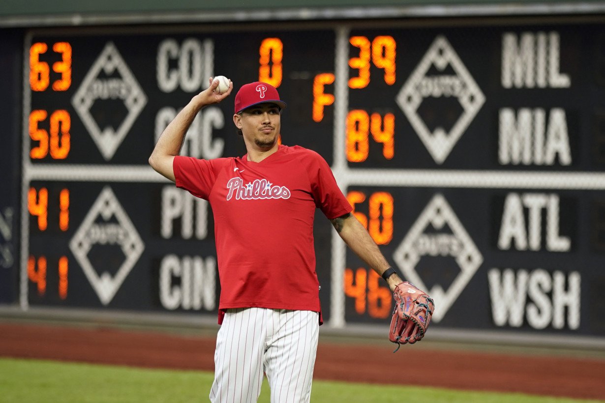 Phillies' injured first baseman Rhys Hoskins remains a long shot to make postseason roster