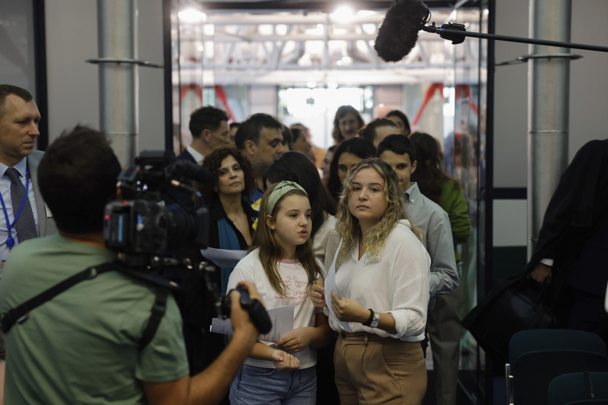 6 young climate activists take European governments to court over climate change