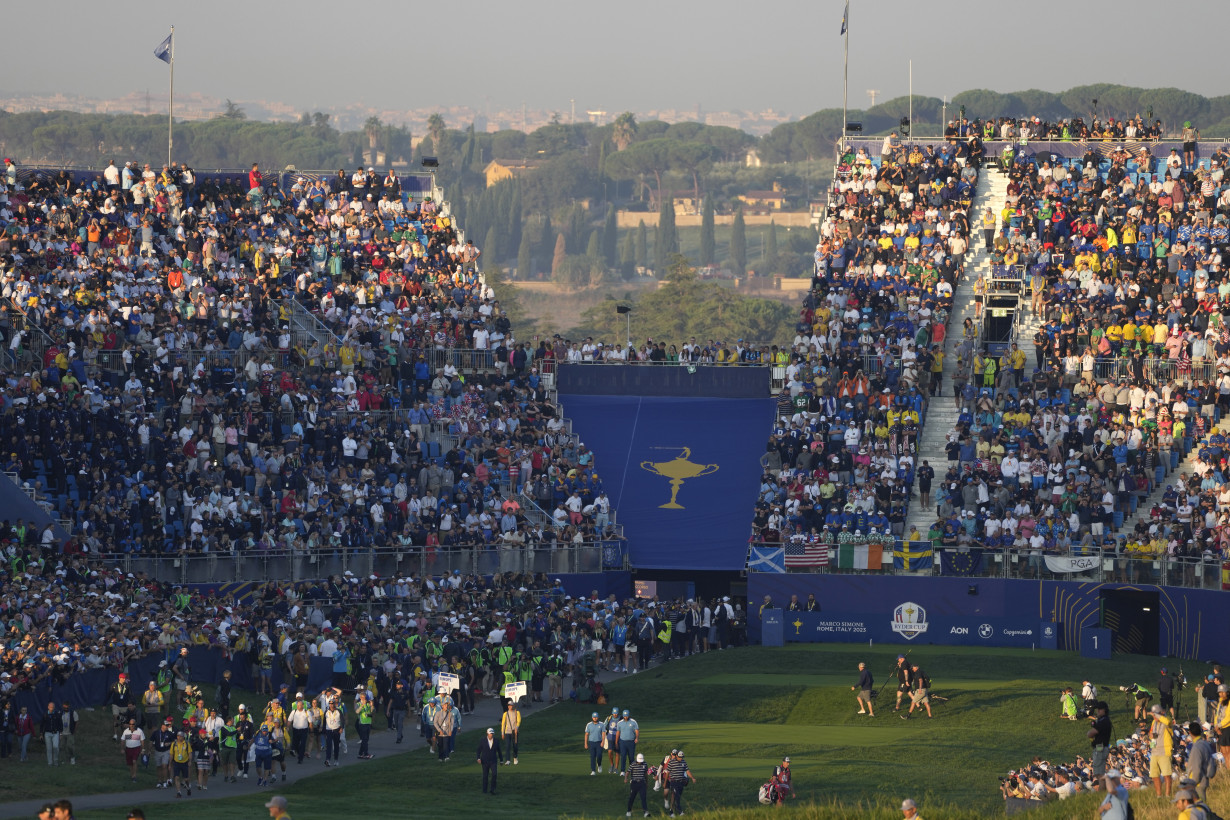 Europe strikes back in Ryder Cup and ties record for largest lead