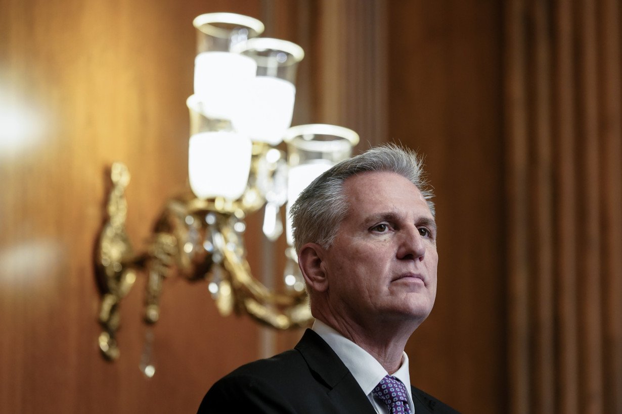 McCarthy's last-ditch plan to keep the government open collapses, making a shutdown almost certain