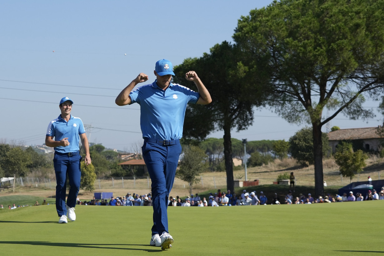 Europe strikes back in Ryder Cup and ties record for largest lead