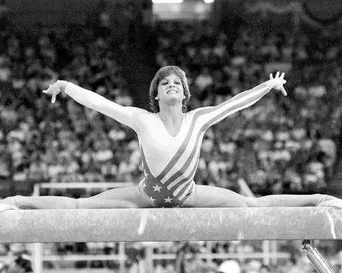 Mary Lou Retton says she's 'overwhelmed' with love and support as she recovers from rare pneumonia