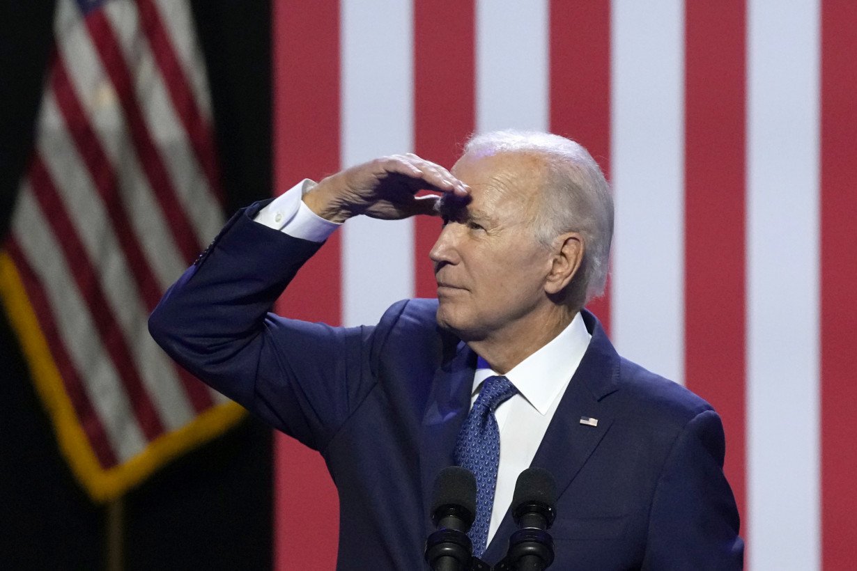 Biden says it's 'good news' the shutdown was averted but blames House GOP for 'manufactured crisis'