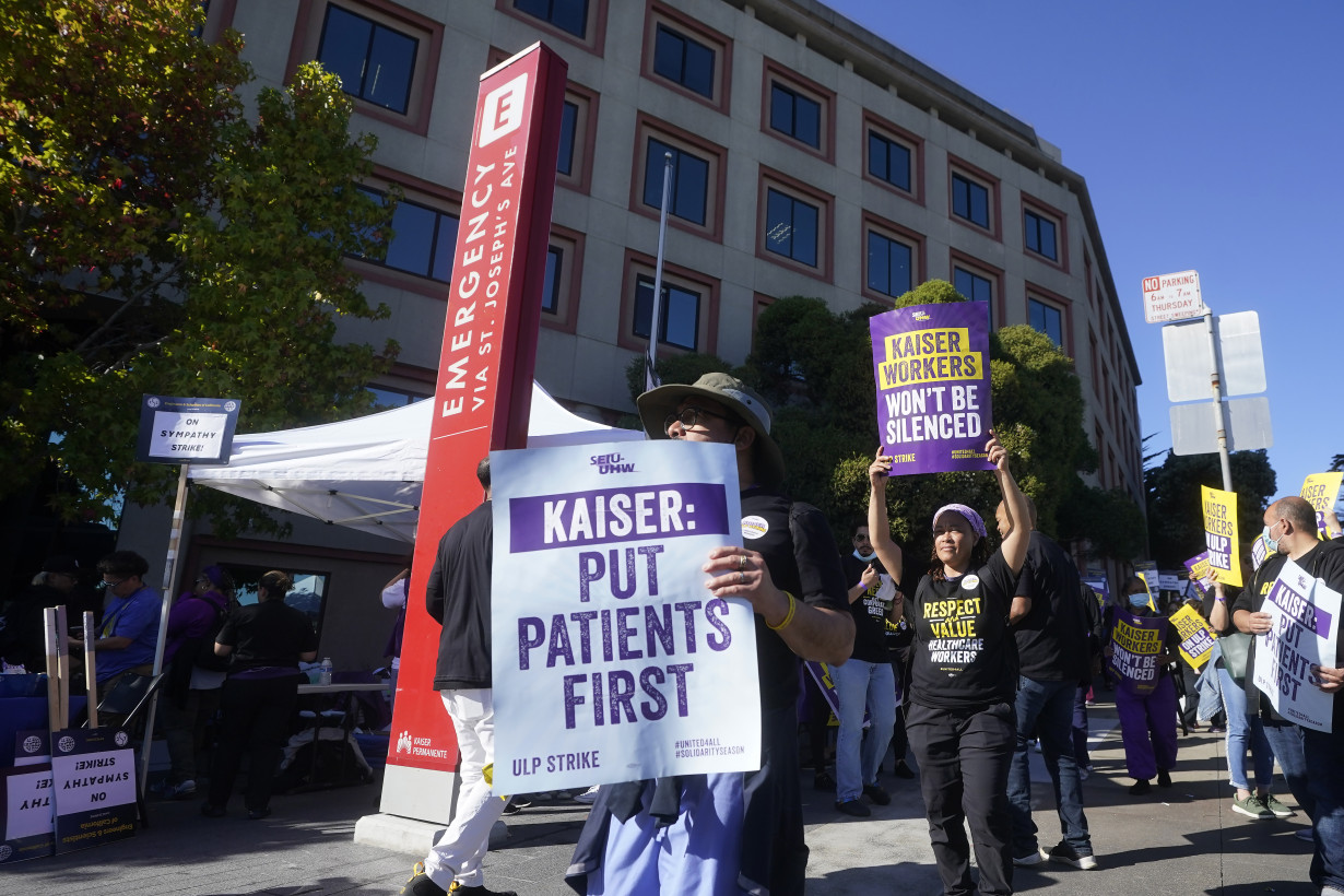 Health care workers picket outside US hospitals in multiple states, kicking off 3-day strike