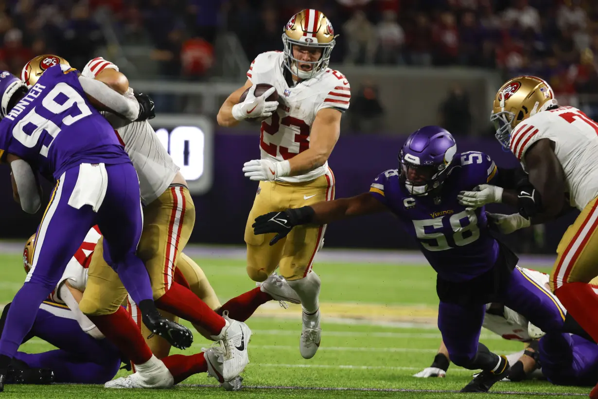 Vikings outlast 49ers 22-17 with 2 Cousins-Addison TDs and 2 late interceptions by Bynum