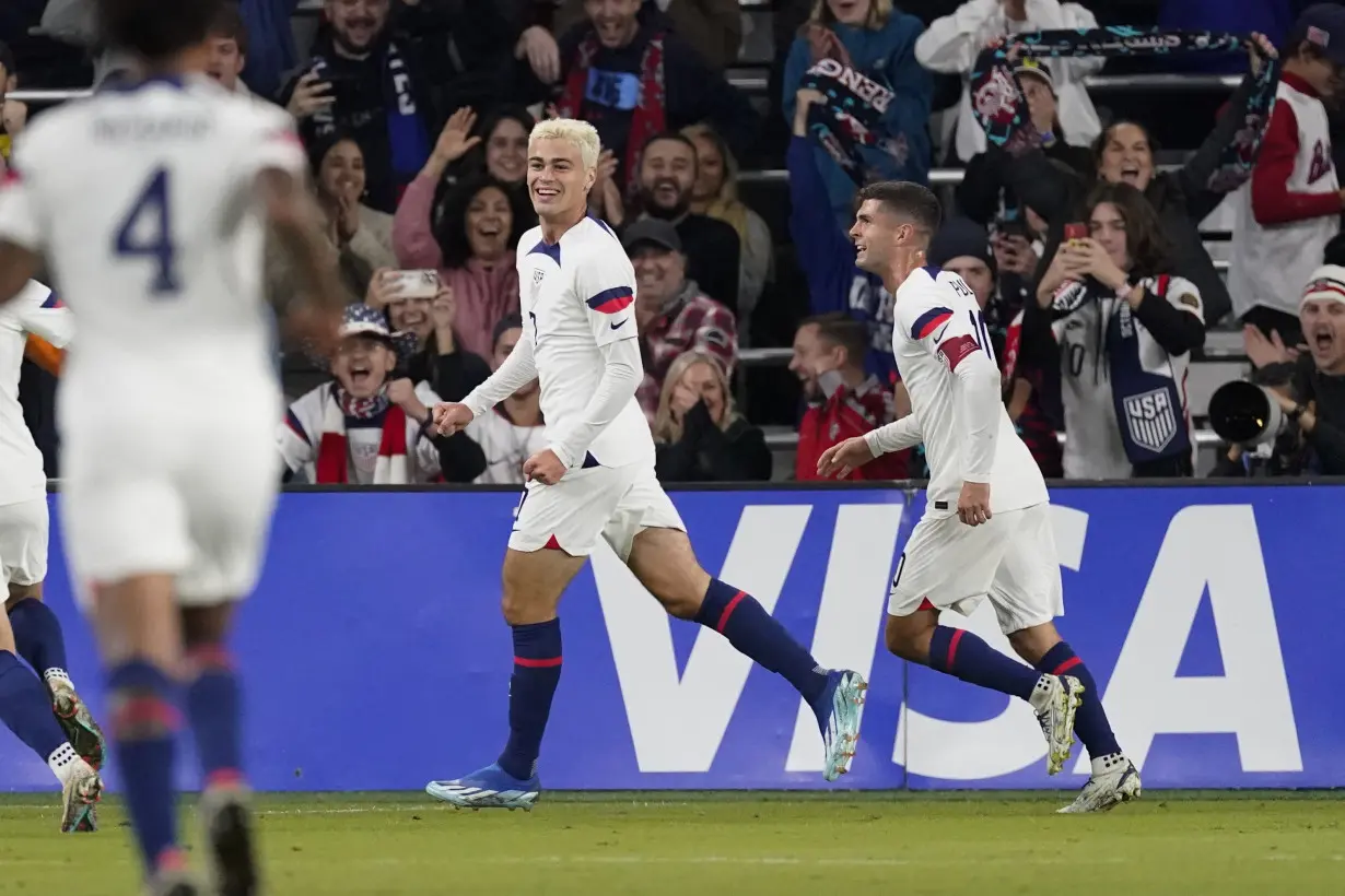 Gio Reyna scores twice in 4-0 rout of Ghana, his first US goals since family feud with Berhalter