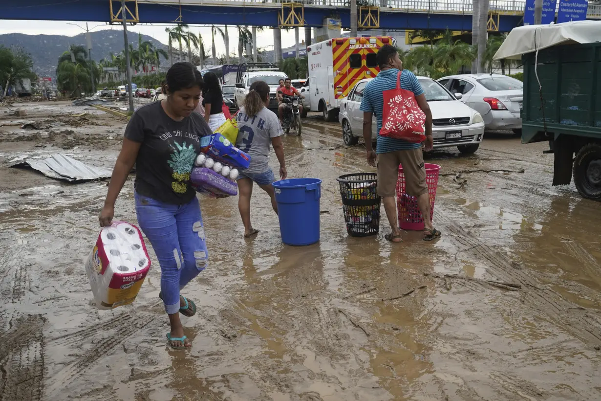 Survivors of deadly Hurricane Otis grow desperate for food and aid amid slow government response