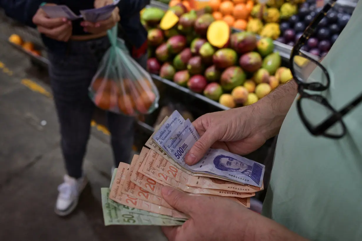 Credit cards grow useless in Venezuela because of sky-high inflation and restrictions