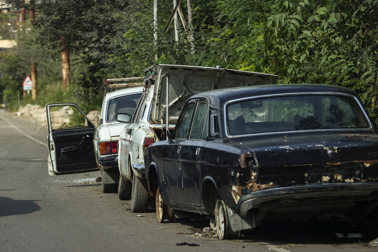 Azerbaijan moves to reaffirm control of Nagorno-Karabakh as the Armenian exodus slows to a trickle