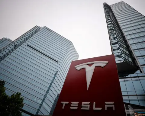 Tesla fights $230 million fee sought by attorneys who sued over board pay