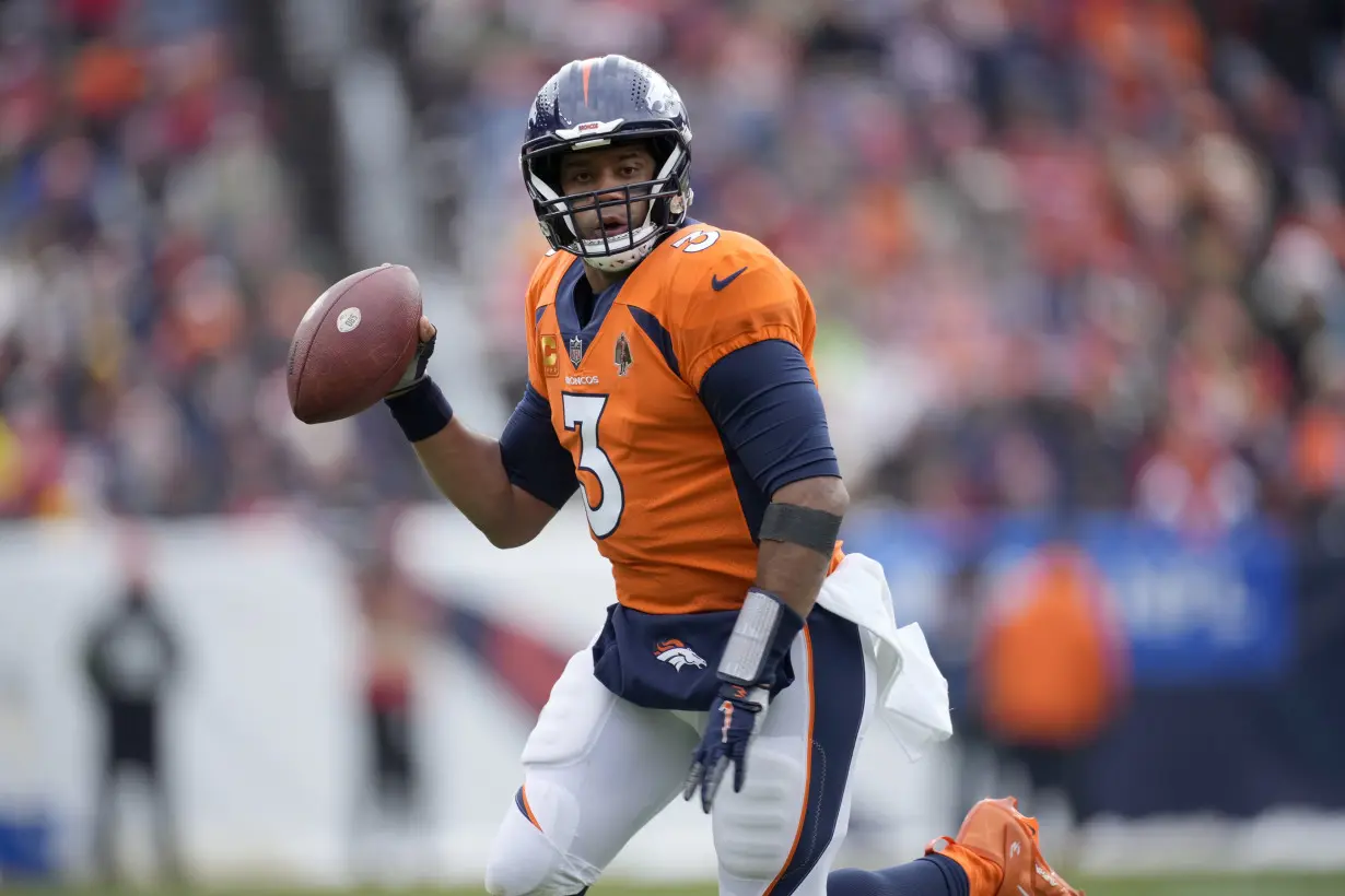 Wilson, Simmons lead Denver Broncos to first win over Chiefs since 2015 with a 24-9 thrashing