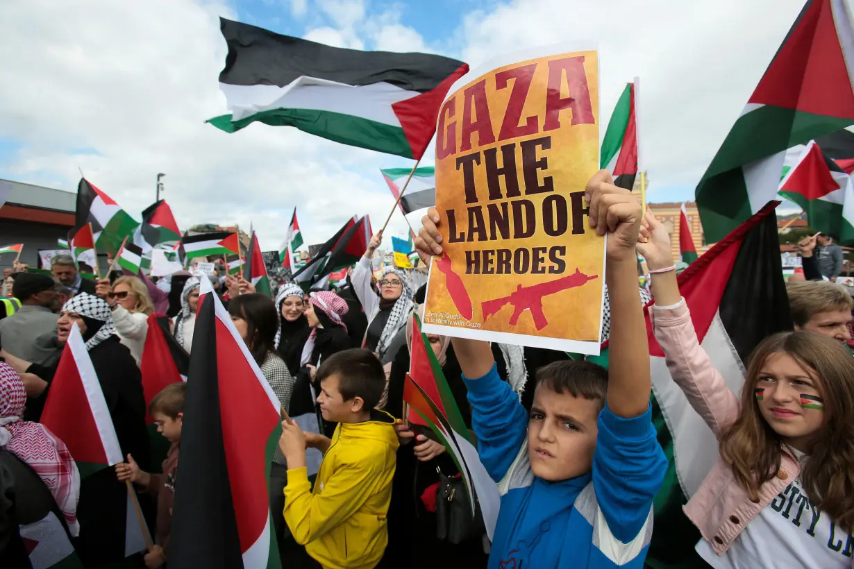 Thousands join pro-Palestinian protest in Bosnia