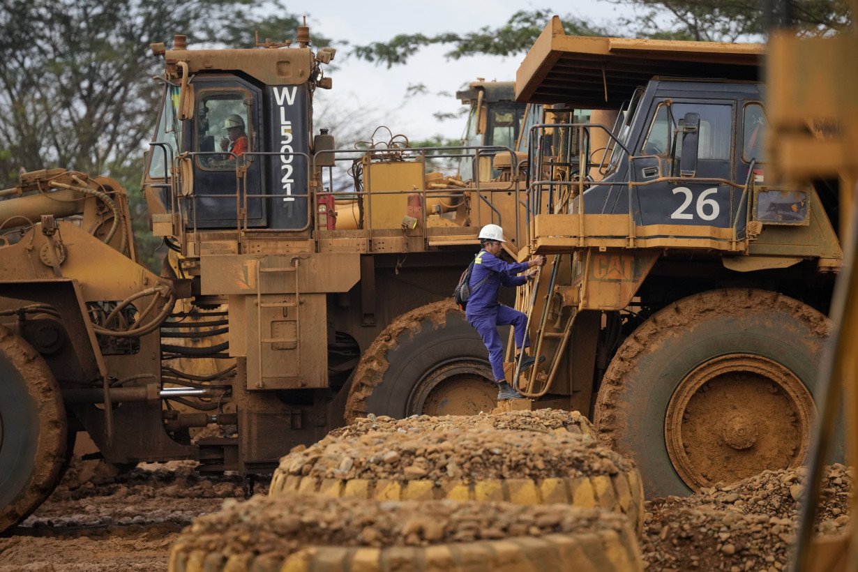 Facing increasing pressure from customers, some miners are switching to renewable energy