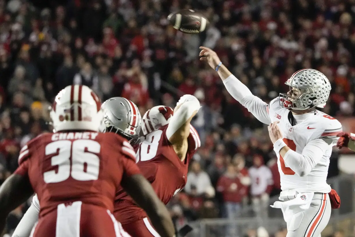 Harrison, Henderson lead unbeaten and No. 3-ranked Ohio State to 24-10 victory at Wisconsin