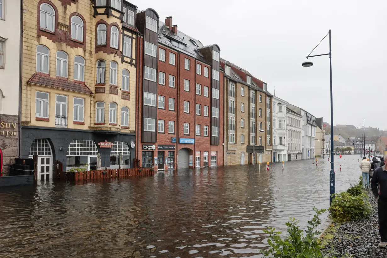 Gale-force winds and floods strike northern Europe. At least 3 people killed in the UK