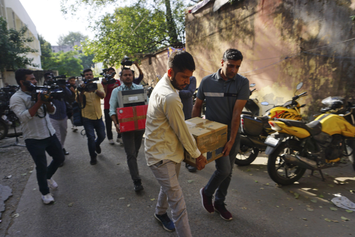 Indian police arrest a news site's editor and administrator after raiding homes of journalists