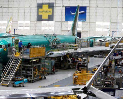 Exclusive-Boeing sets record 737 production goal for July 2025 -sources