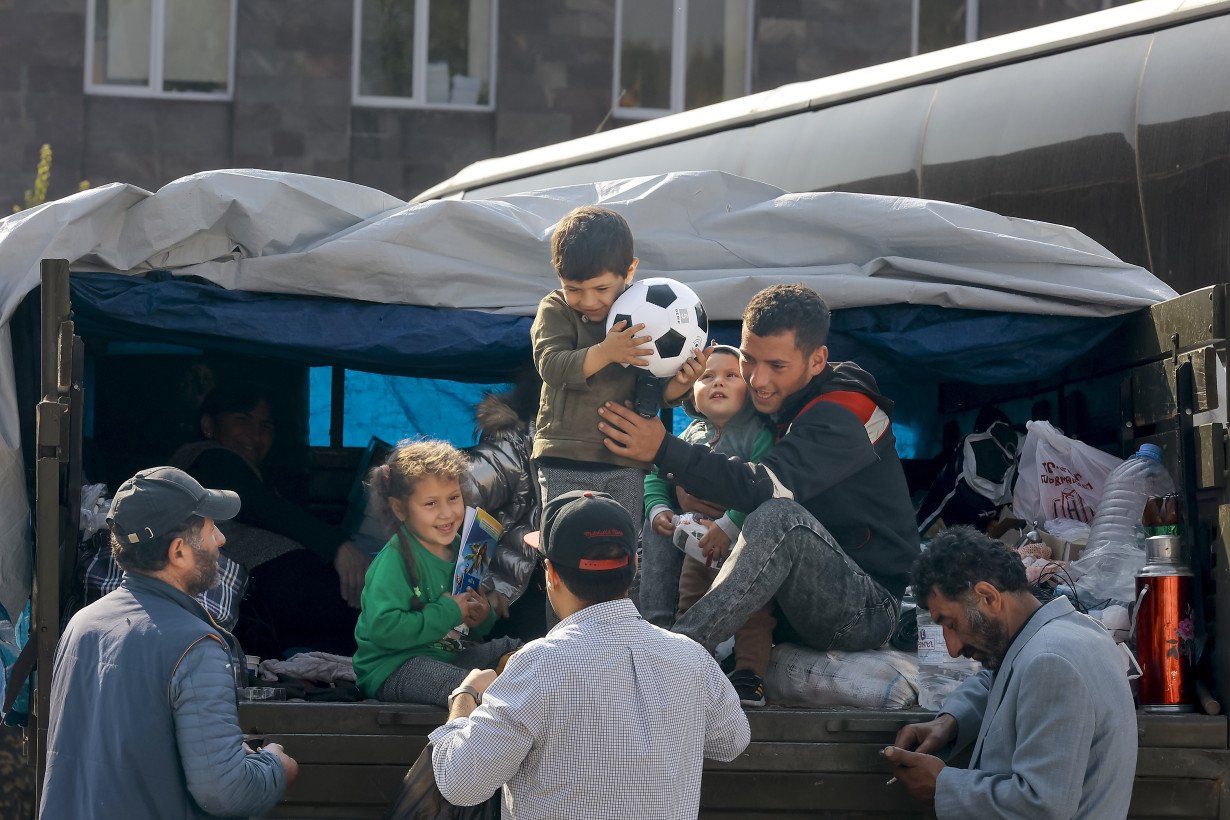 Almost all of Nagorno-Karabakh's people have left, Armenia's government says