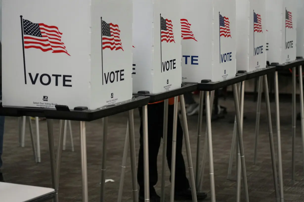 Early voting begins, in Las Cruces