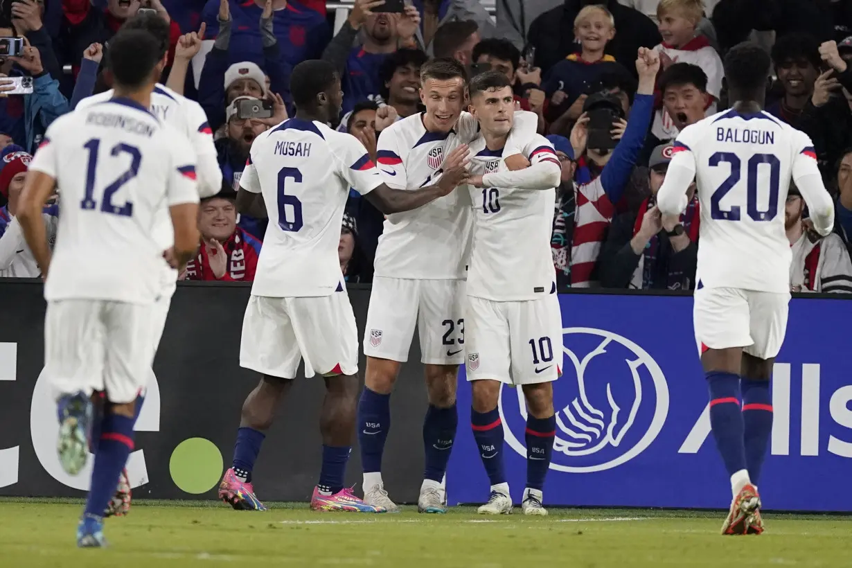 Gio Reyna scores twice in 4-0 rout of Ghana, his first US goals since family feud with Berhalter