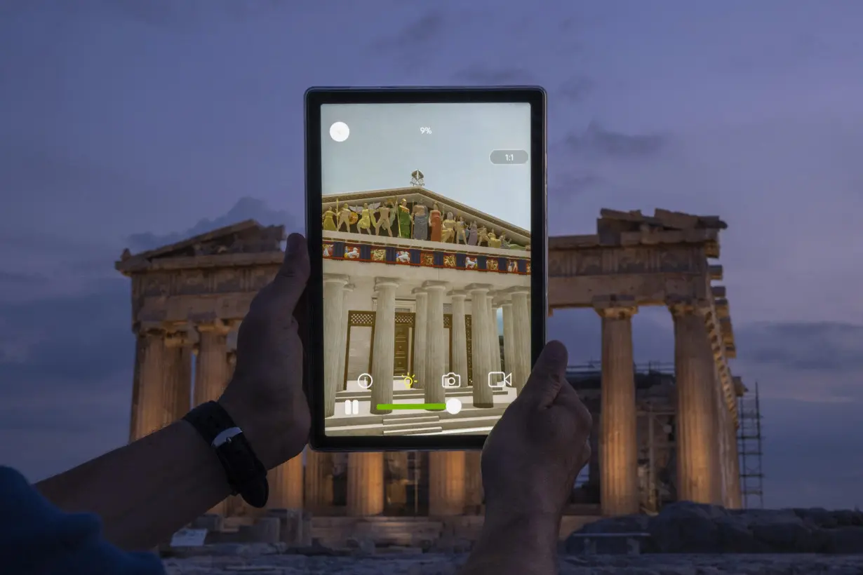 An app shows how ancient Greek sites looked thousands of years ago. It's a glimpse of future tech