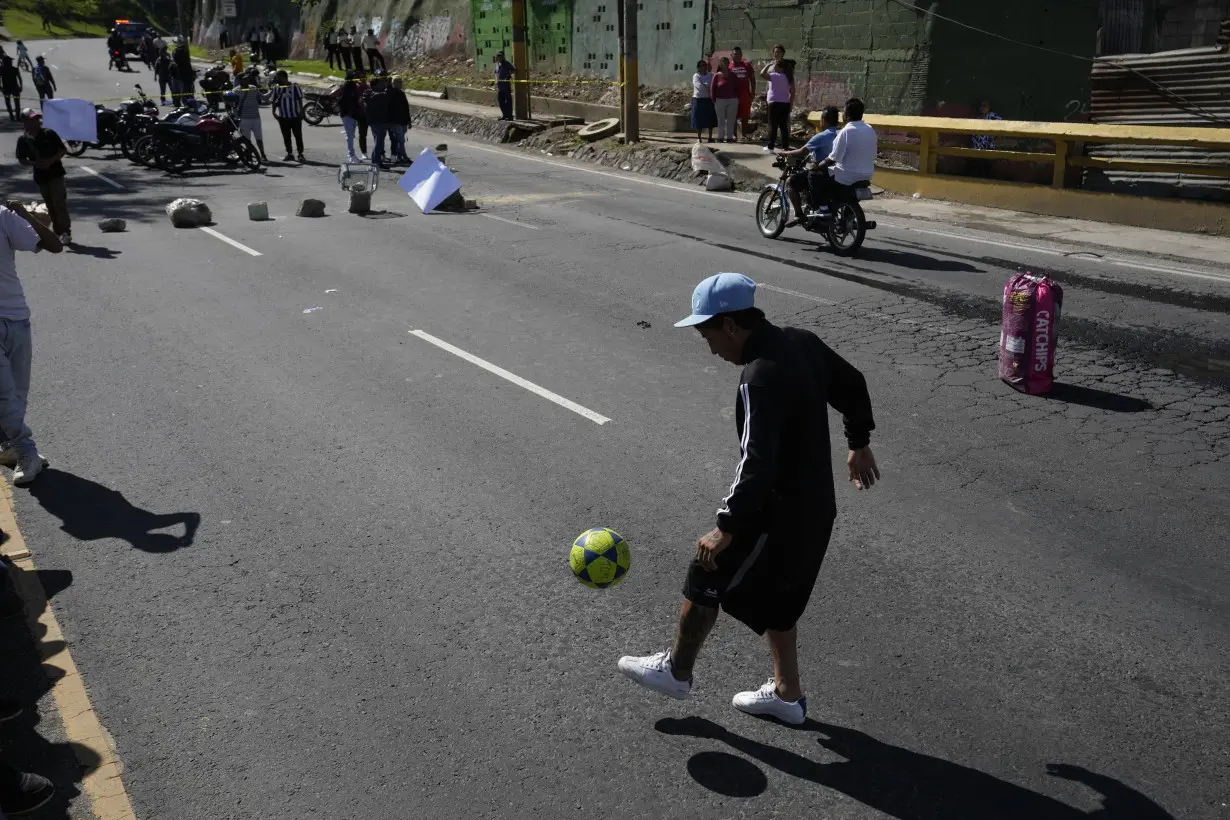 Guatemala's attorney general asks authorities to act against pro-democracy protests