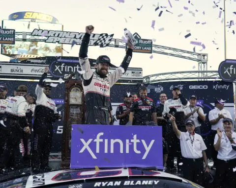 Blaney wins Martinsville and will race for 1st Cup title in NASCAR's championship