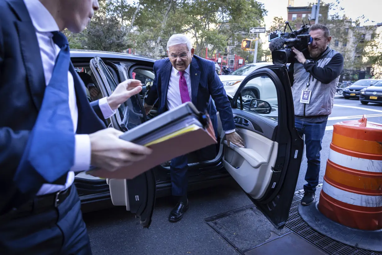 Sen. Menendez enters not guilty plea to a new conspiracy charge