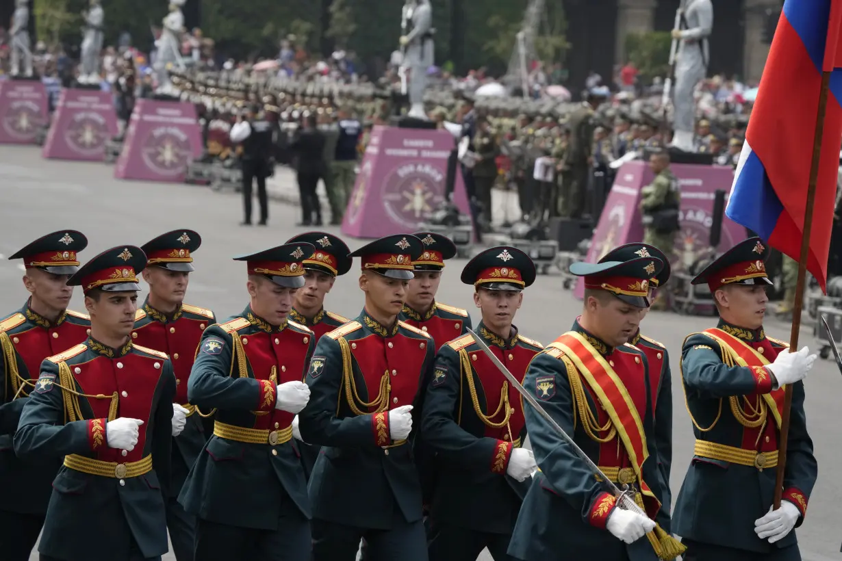 Mexican president defends inclusion of Russian military contingent in Independence parade