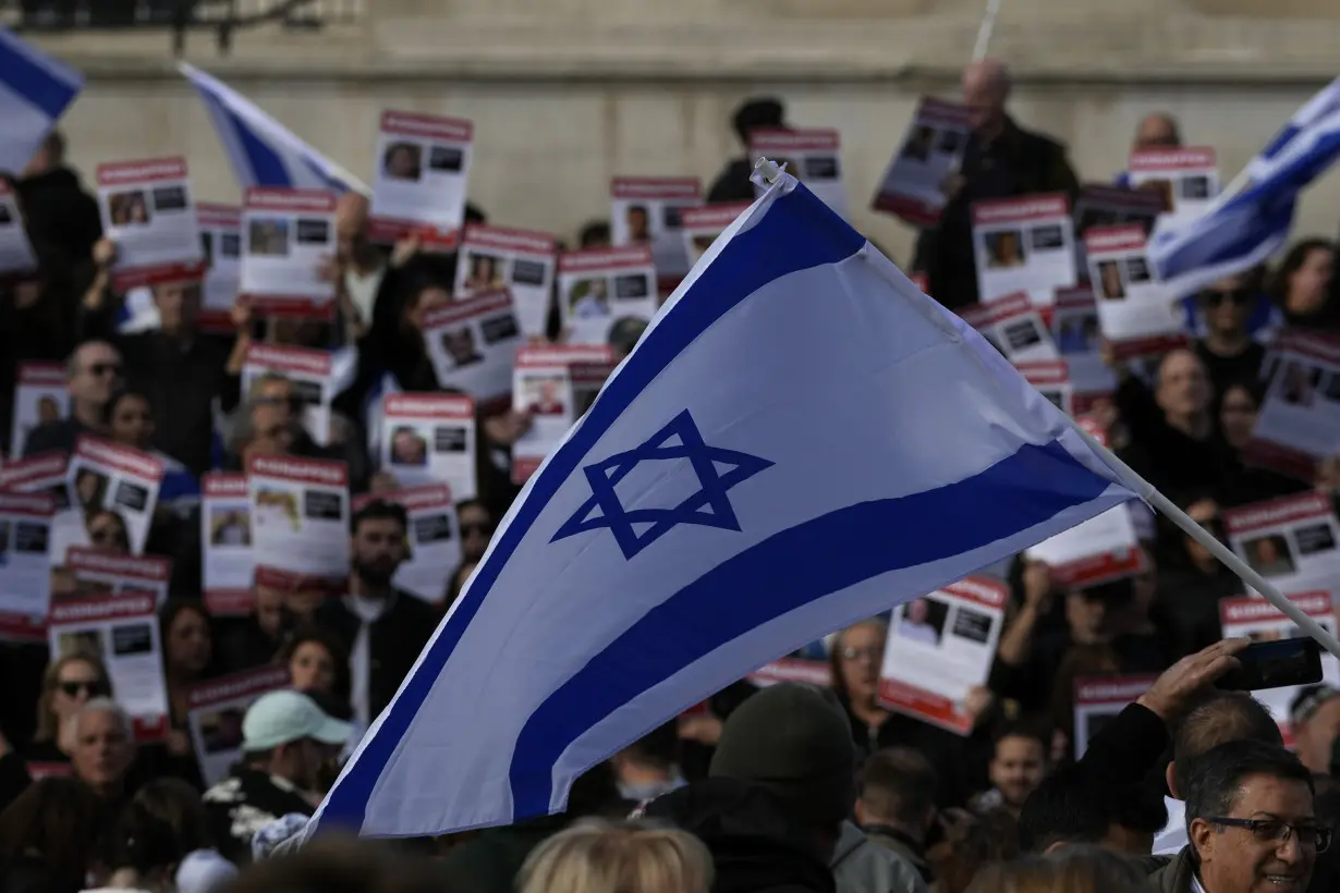 European cities see vigils to oppose antisemitism and rallies seeking relief for Gaza