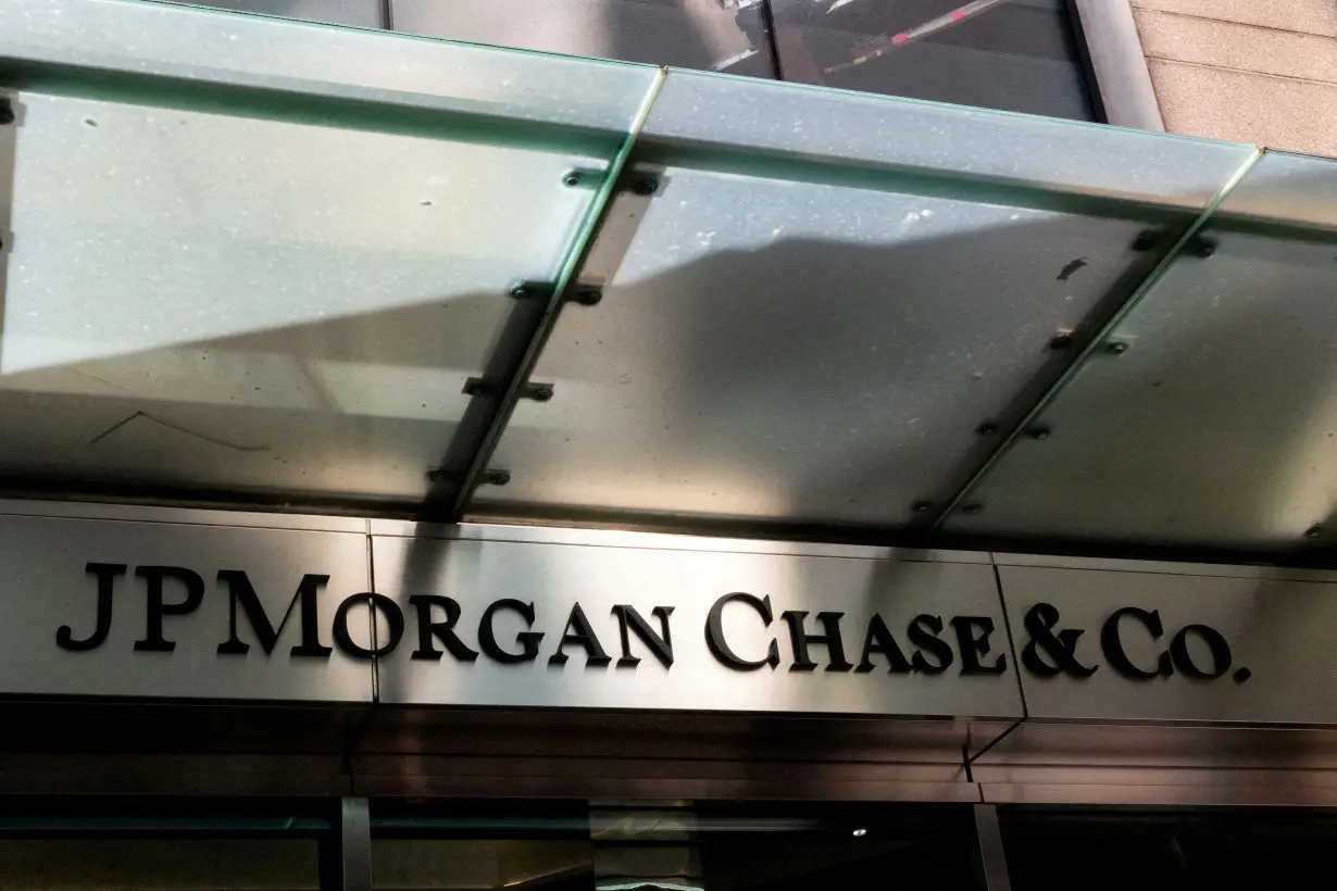 FILE PHOTO: JPMorgan Chase Bank in New York