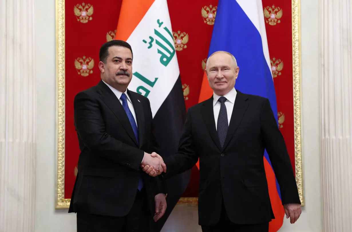 Putin hosts Iraqi PM in Kremlin, hails cooperation in OPEC+