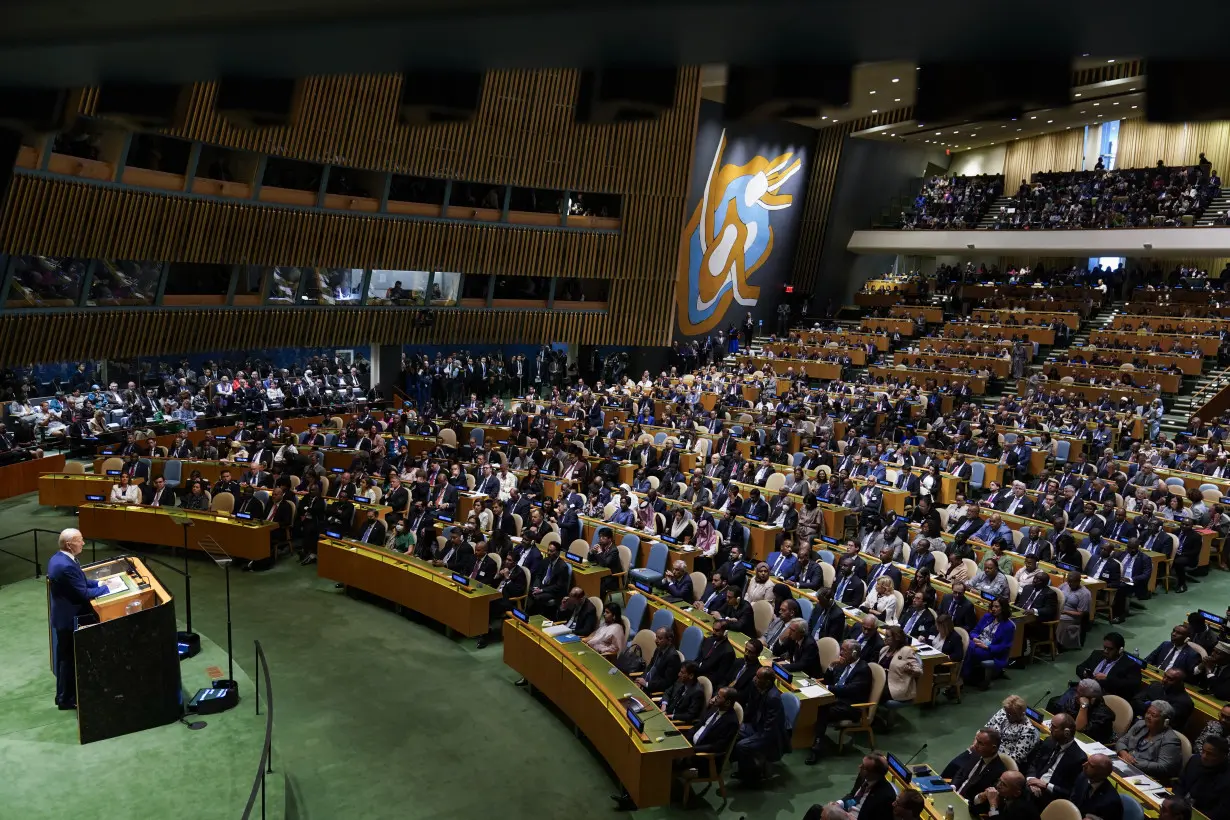 Biden exhorts world leaders at the UN to stand up to Russia, warns not to let Ukraine 'be carved up'