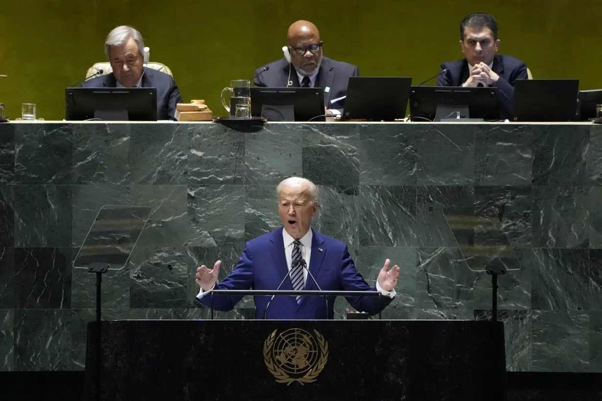 Biden exhorts world leaders at the UN to stand up to Russia, warns not to let Ukraine 'be carved up'