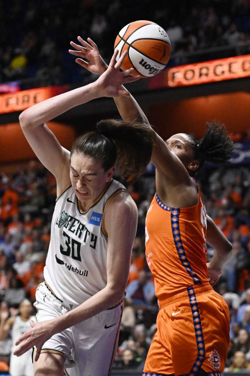 Jones, Stewart lead New York to first WNBA Finals in 21 years with 87-84 win over Connecticut